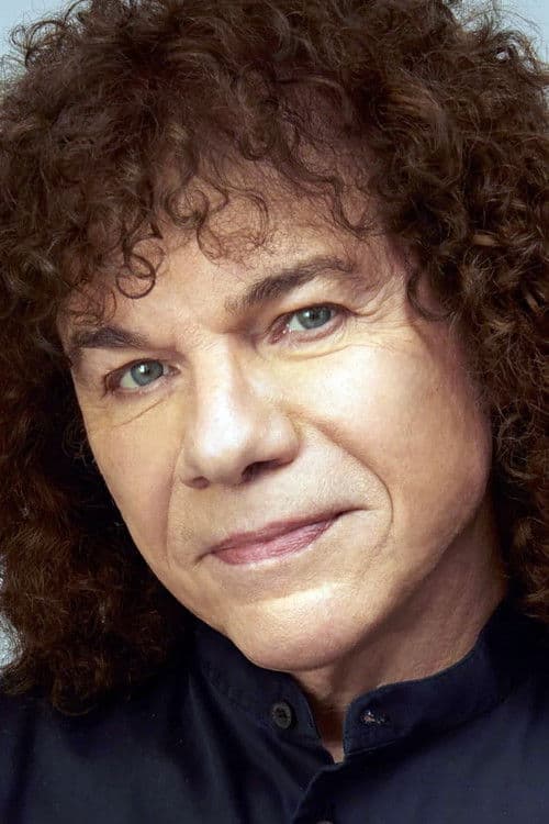 Riccardo Cocciante profile photo