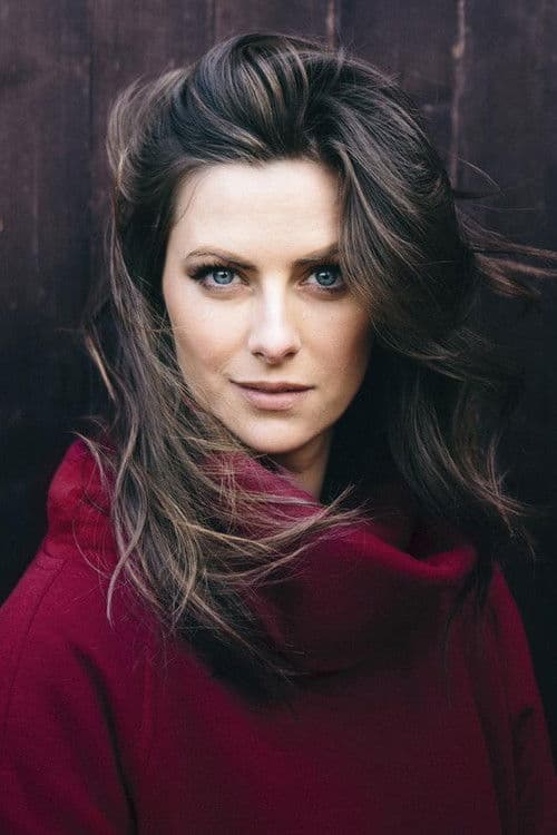 Laura Breszka profile photo