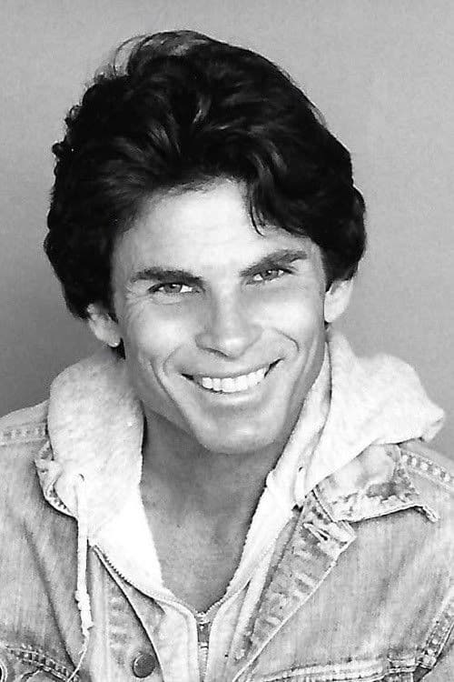 Zooey Hall profile photo