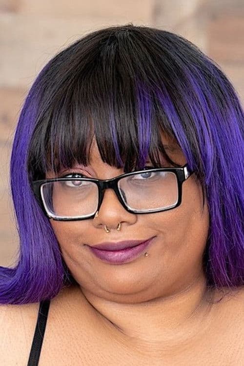 Pretty Piggy Maya profile photo