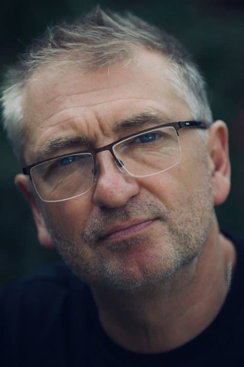 Pete Lee-Wilson profile photo