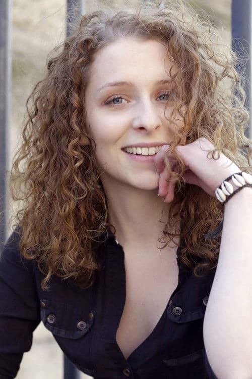 Adèle Esseger profile photo