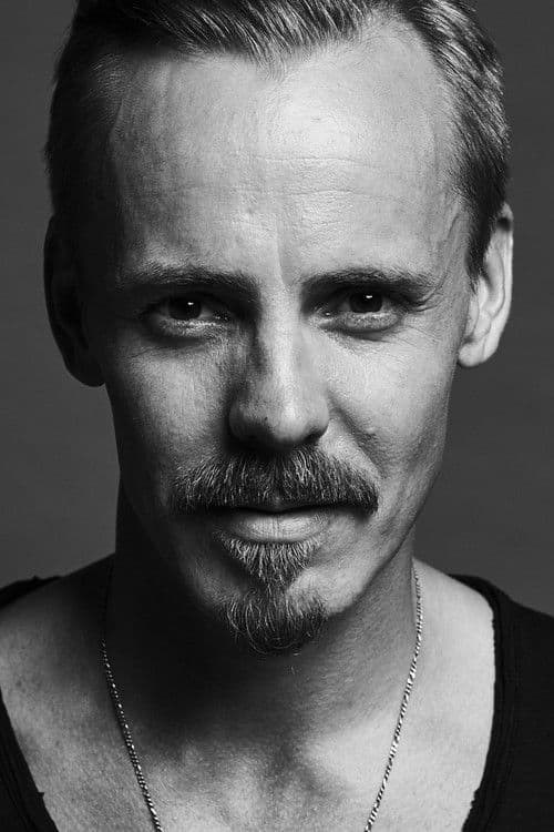 Jasper Pääkkönen profile photo