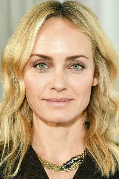 Amber Valletta profile photo