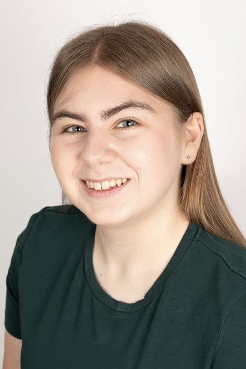 Holly Wright profile photo