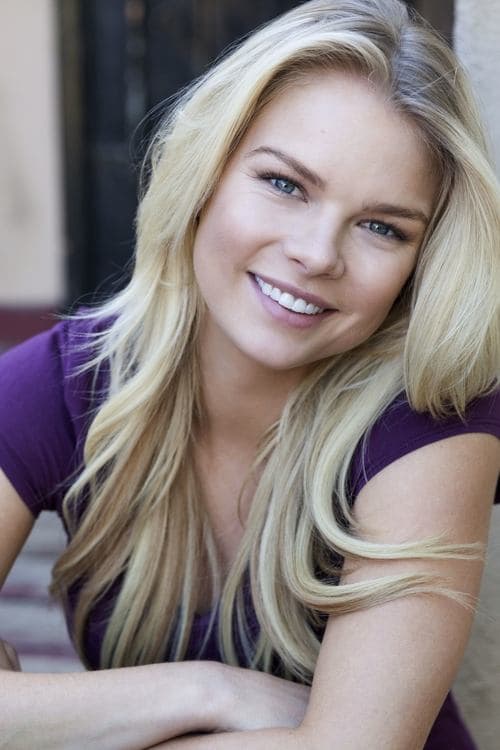Kelli Goss profile photo