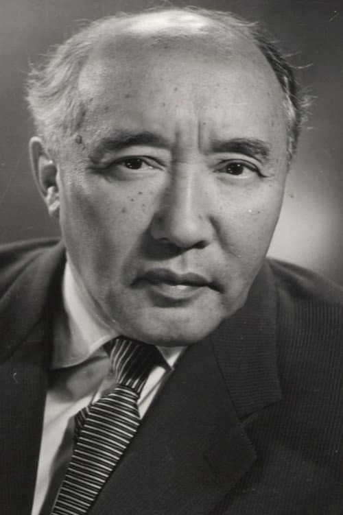 Mukhtar Auezov profile photo