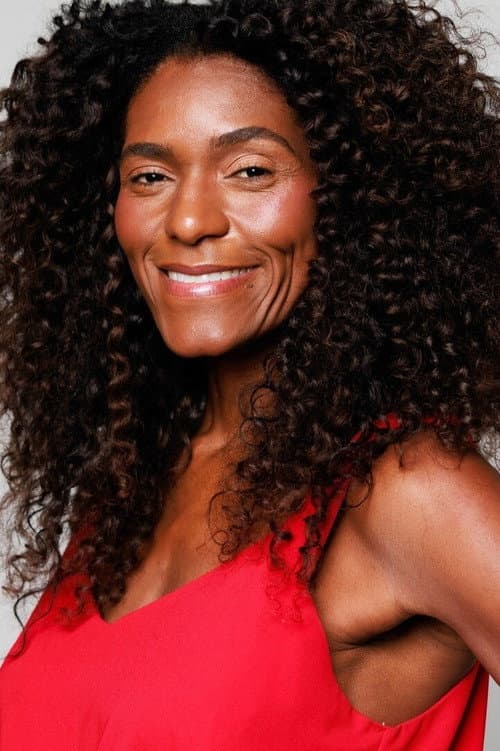 Danielle Anatólio profile photo