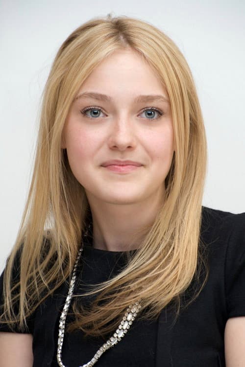 Dakota Fanning profile photo