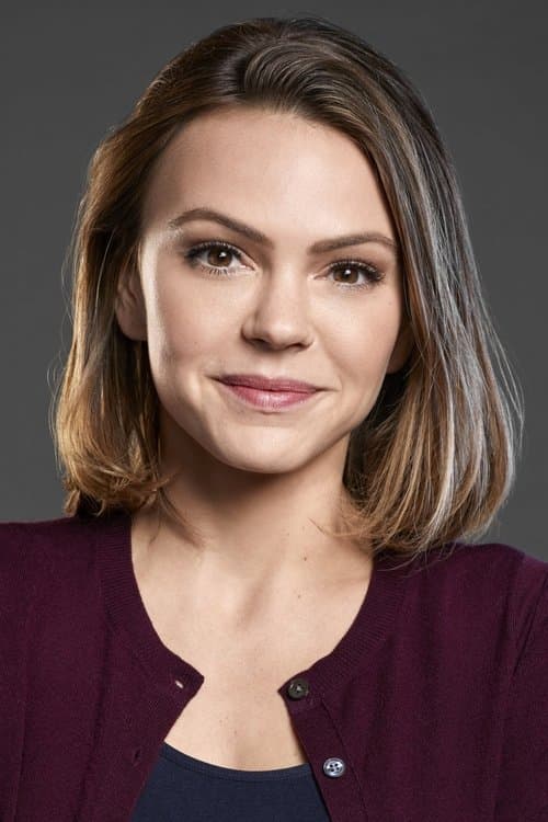 Aimee Teegarden profile photo