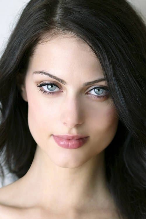 Julia Voth profile photo