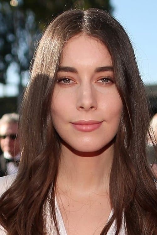 Danielle Haim profile photo