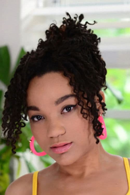 Pixie Minx profile photo