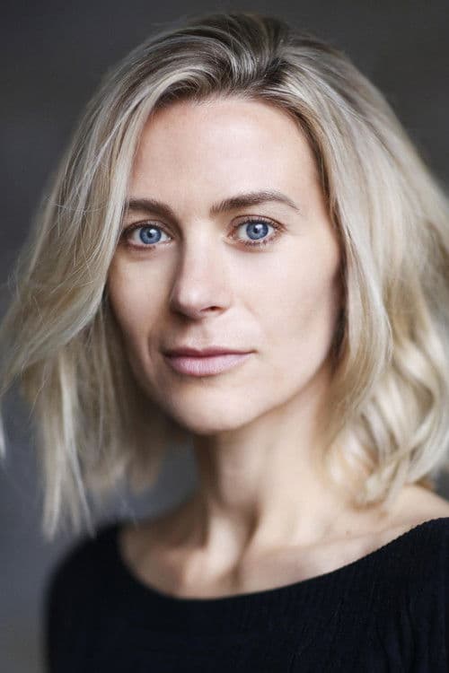 Lucy Lowe profile photo