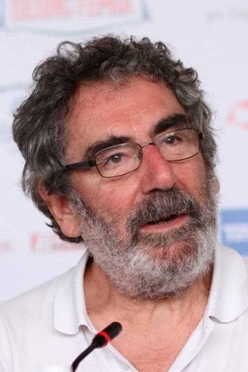 Simon Perry profile photo