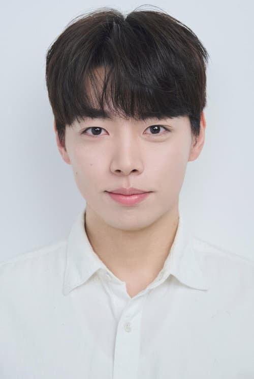 Min Dong-jun profile photo