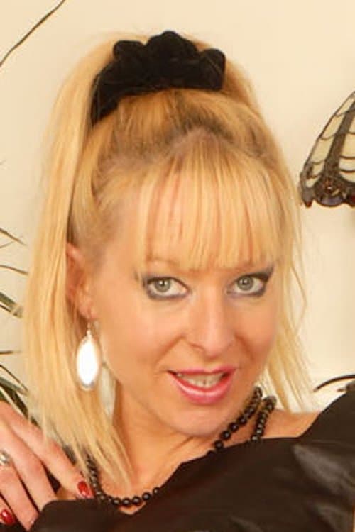 Foxy Fiona profile photo