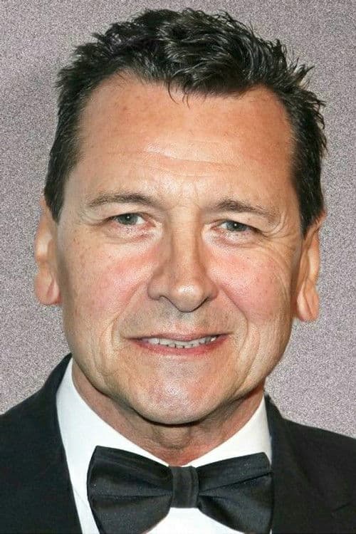 Mark Lindsay Chapman profile photo