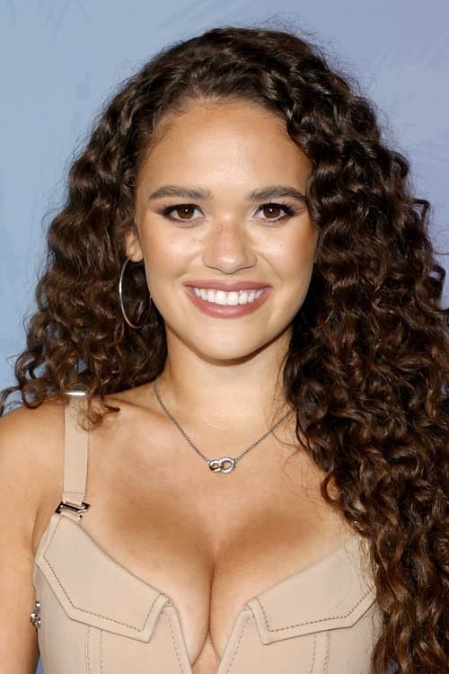 Madison Pettis profile photo