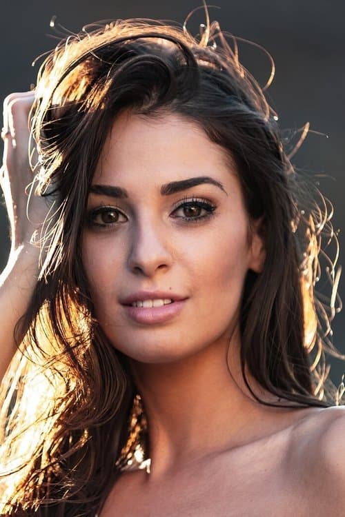 Julia Small profile photo