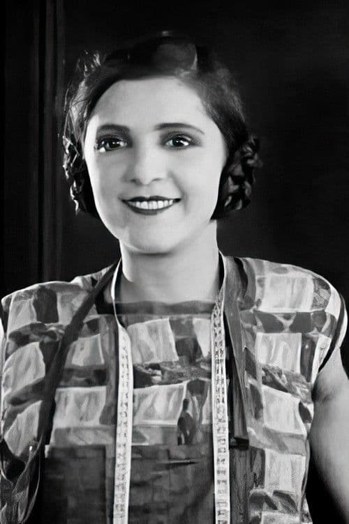 Flore Deschamps profile photo