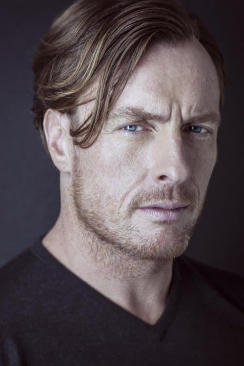 Toby Stephens profile photo