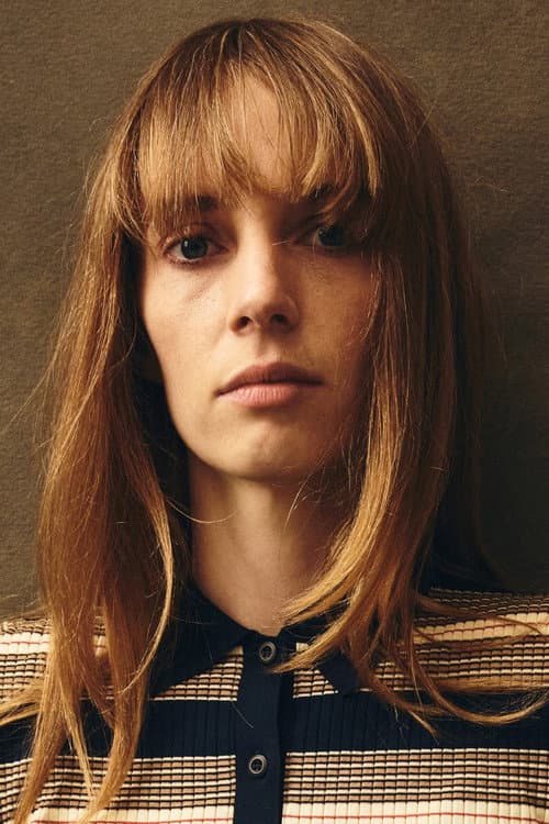 Maya Hawke profile photo