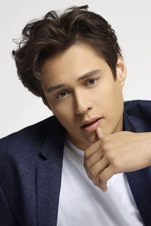 Enrique Gil profile photo