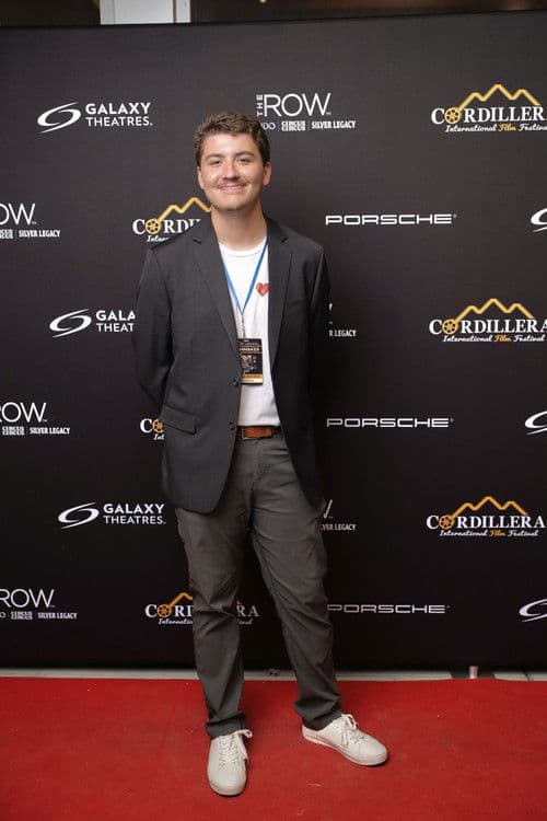 Noah Carnes profile photo