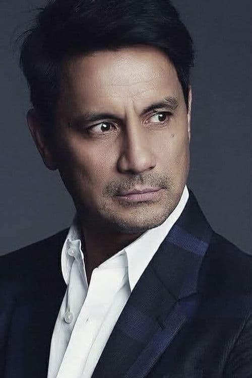 Richard Gomez profile photo