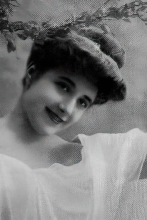 Yvonne maëlec profile photo