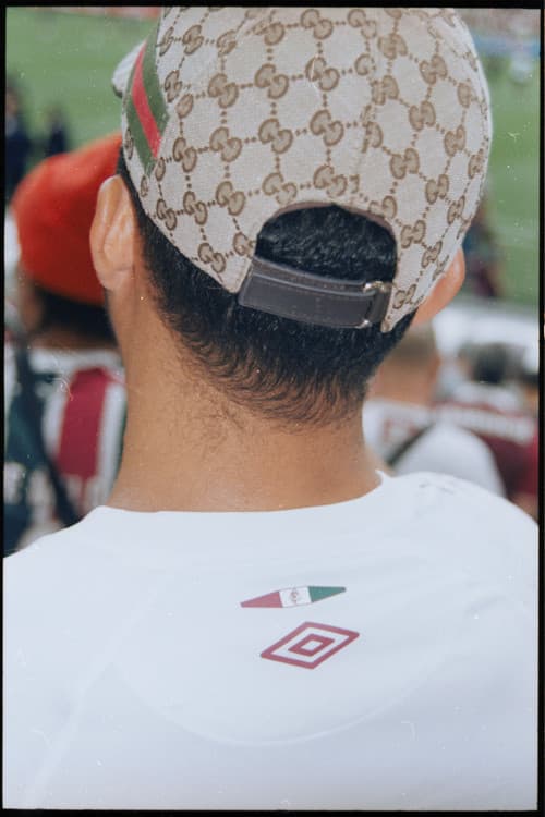 Pequenos Traficantes Brancos poster