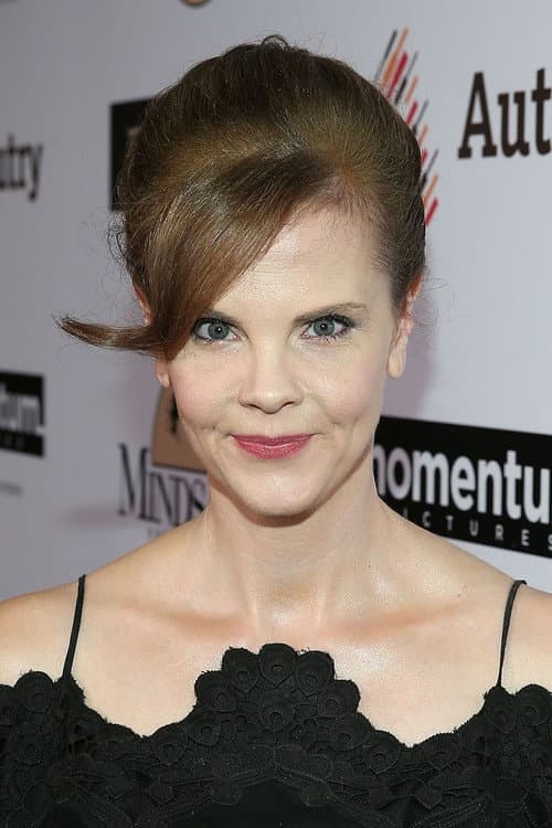 Kiersten Warren profile photo