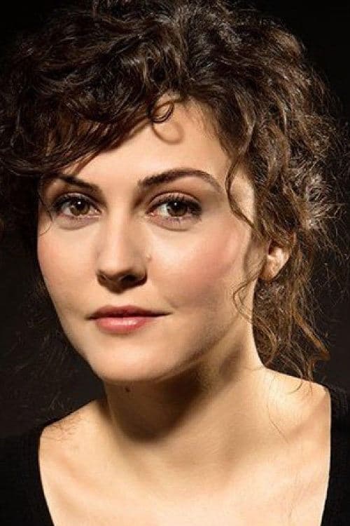 İdil Yener profile photo