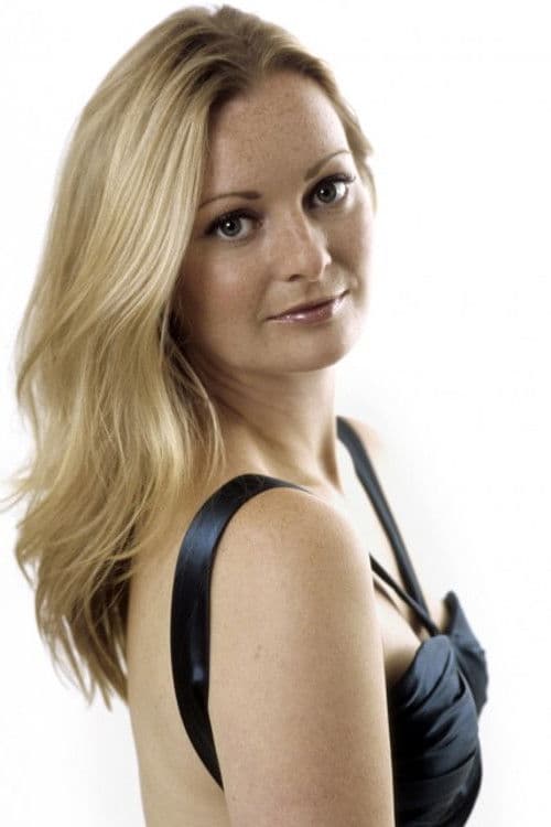 Lucy Crowe profile photo