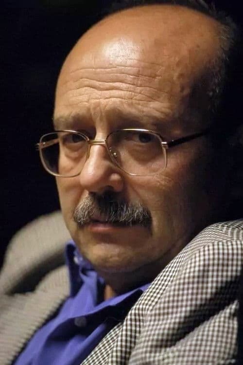 Manuel Vázquez Montalbán profile photo