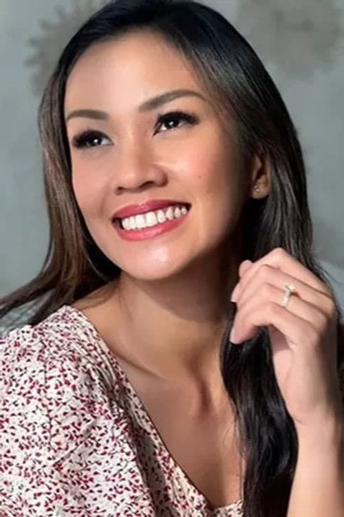 Melanie Putria profile photo