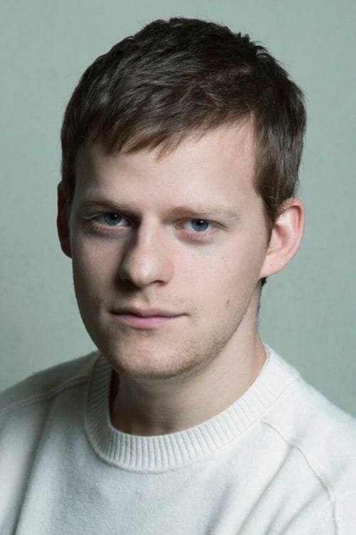 Lucas Hedges profile photo
