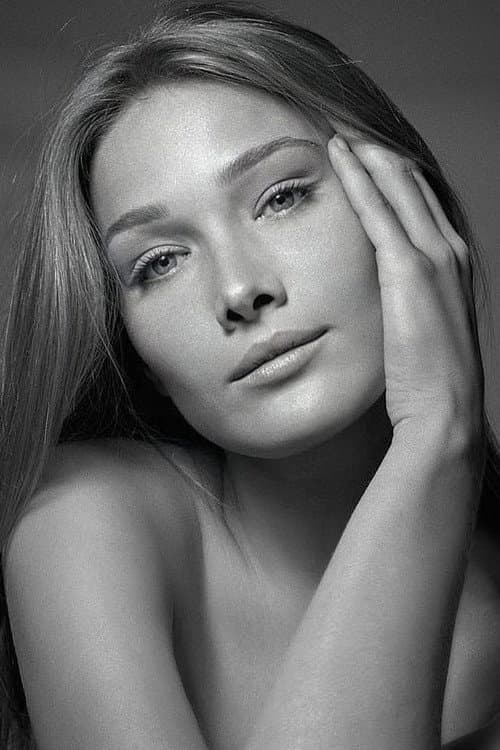Carla Bruni profile photo