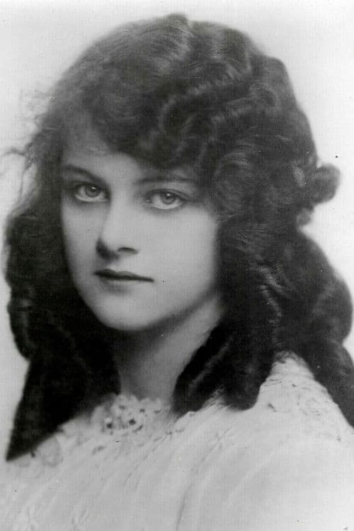 Estelle Allen profile photo