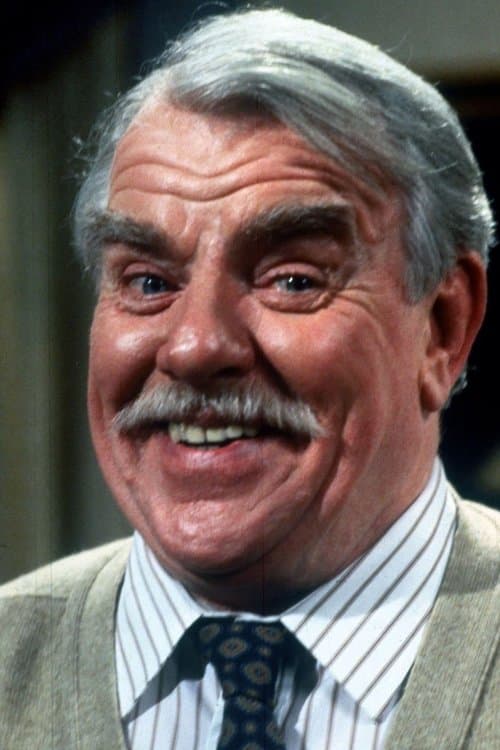 Windsor Davies profile photo