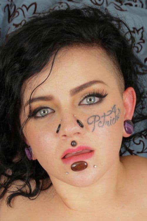 Luna Lavey profile photo