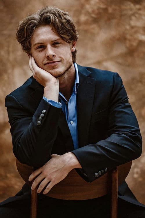 Brady Box profile photo