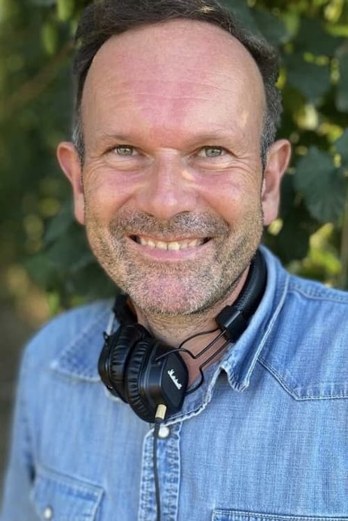 Emmanuel Descombes profile photo