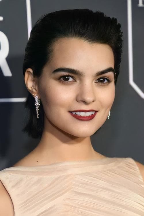 Brianna Hildebrand profile photo