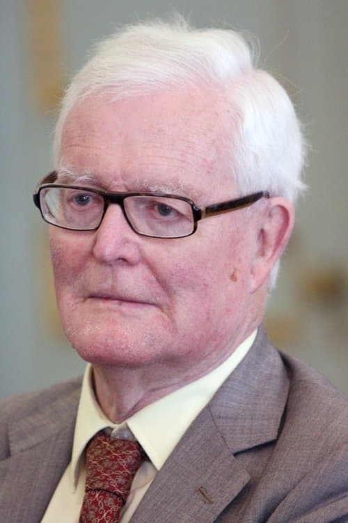 Douglas Hurd profile photo