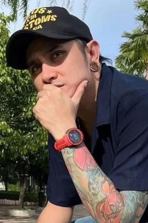 Vicky Nitinegoro profile photo