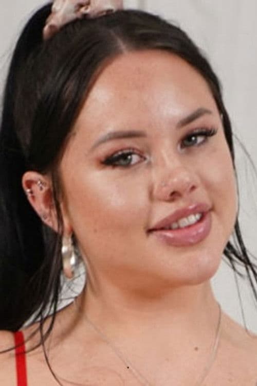 Madalina Moon profile photo