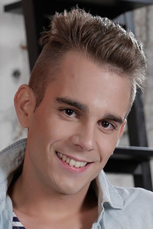 Adrian Smallwood profile photo