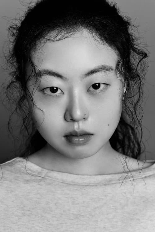 Lee Hwa-won profile photo